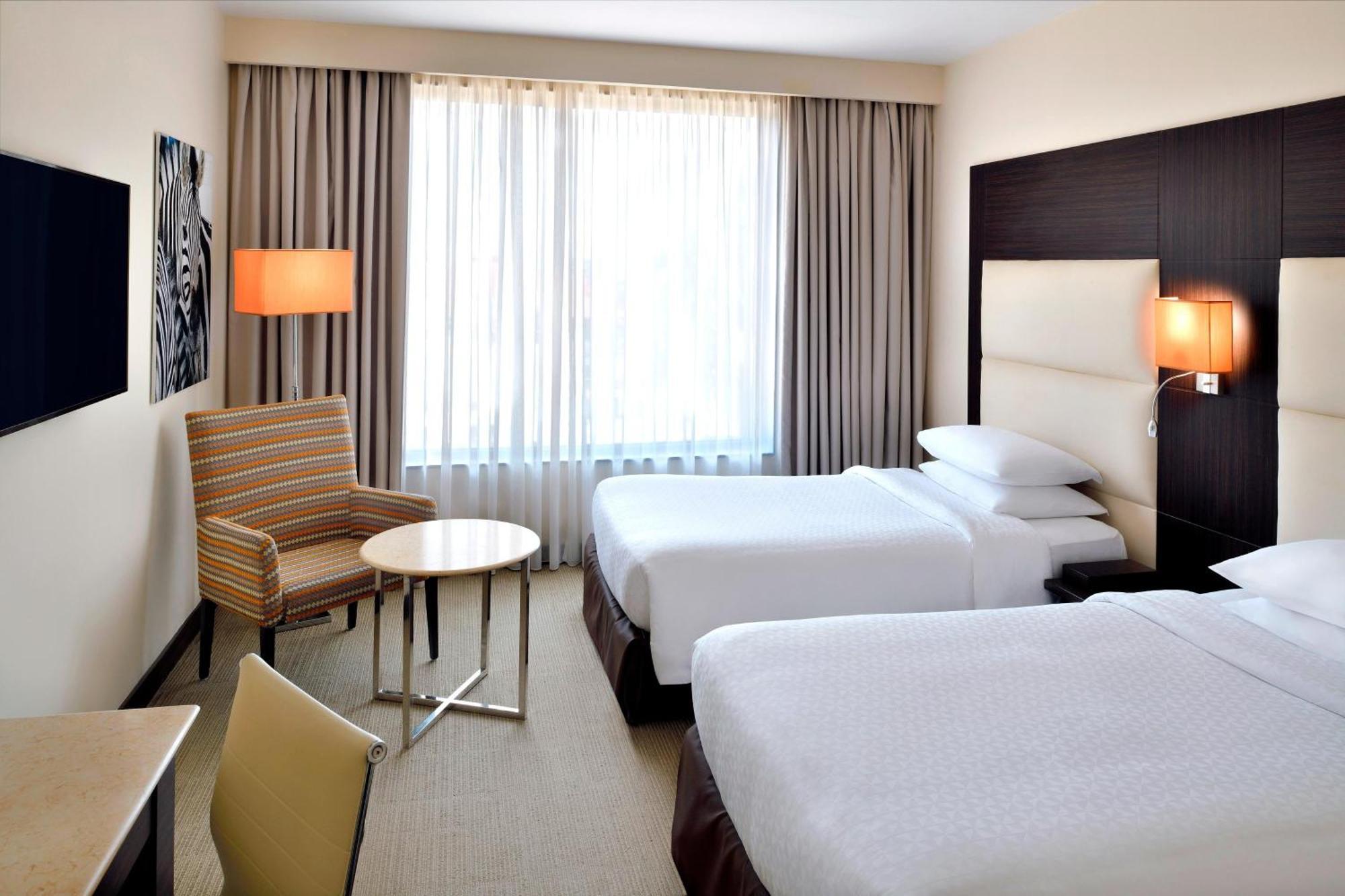 Four Points By Sheraton Nairobi Hurlingham Екстер'єр фото
