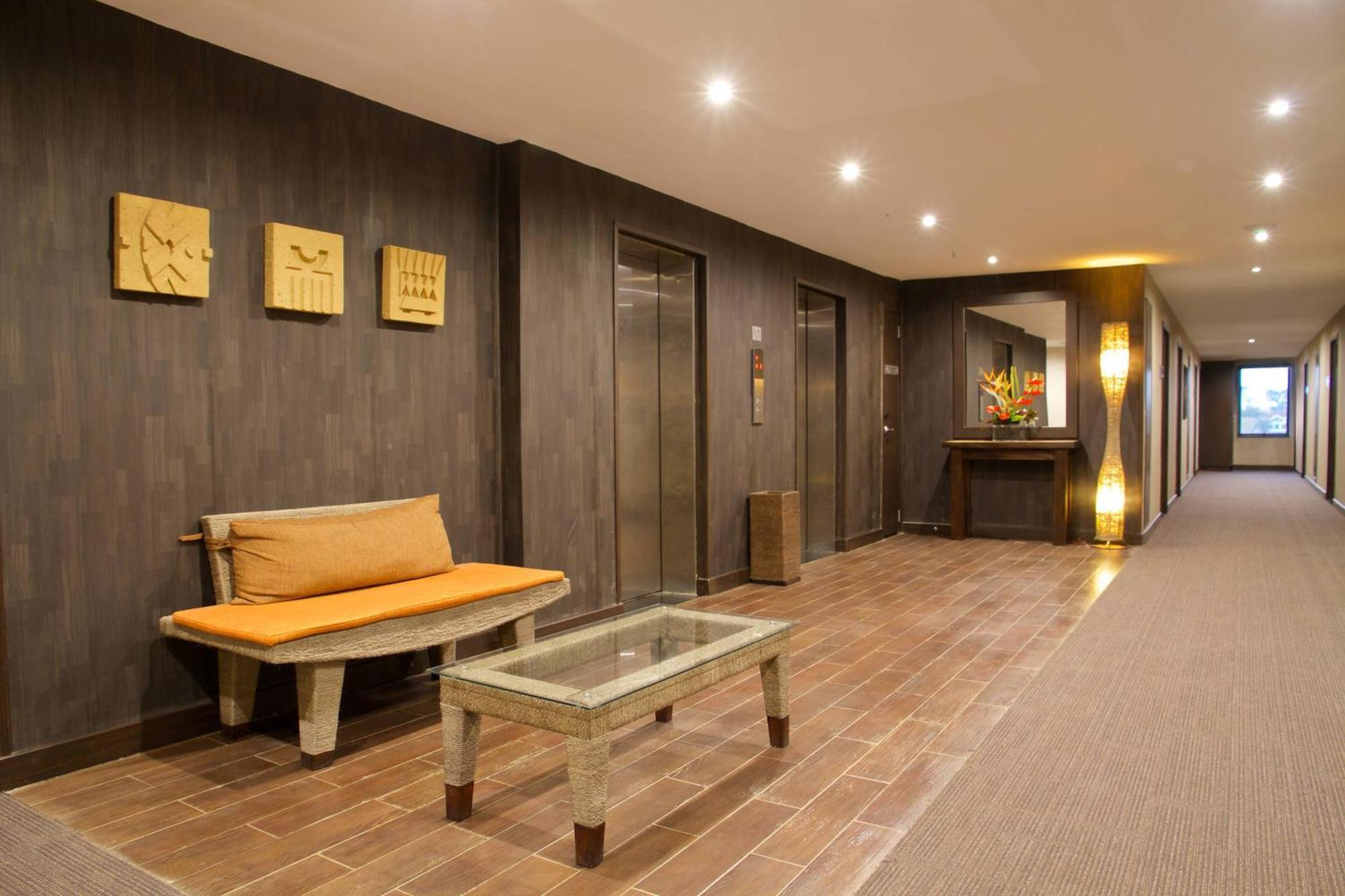 Four Points By Sheraton Nairobi Hurlingham Екстер'єр фото