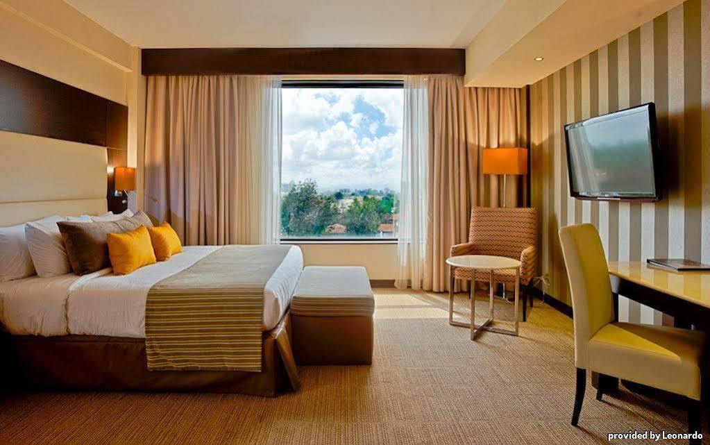 Four Points By Sheraton Nairobi Hurlingham Екстер'єр фото