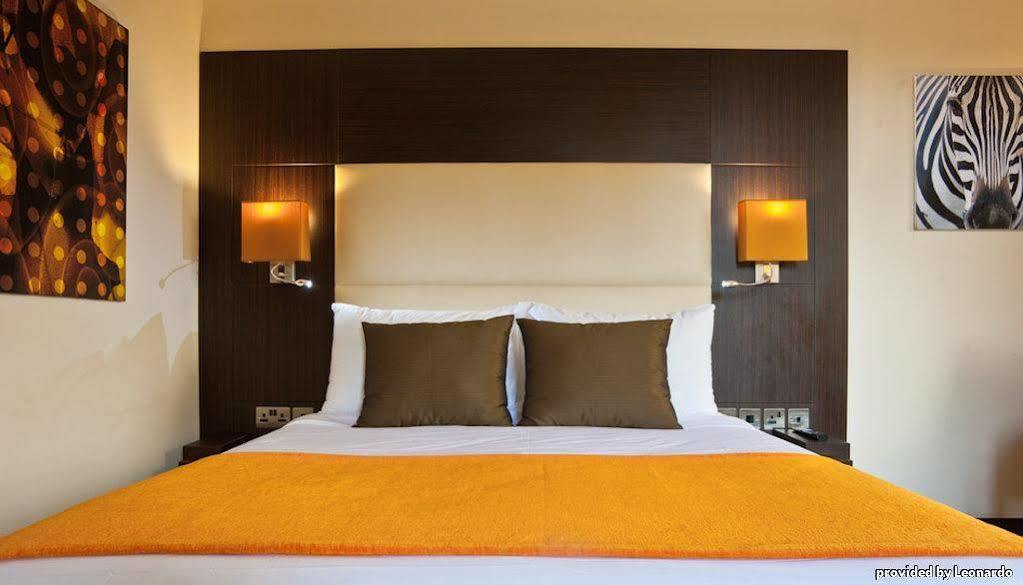 Four Points By Sheraton Nairobi Hurlingham Екстер'єр фото